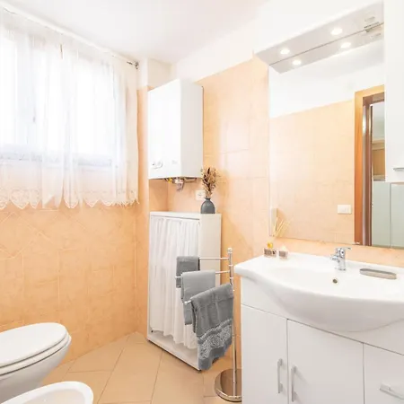 Antara Cozy Near And Sea, With Private Parking Apartamento *